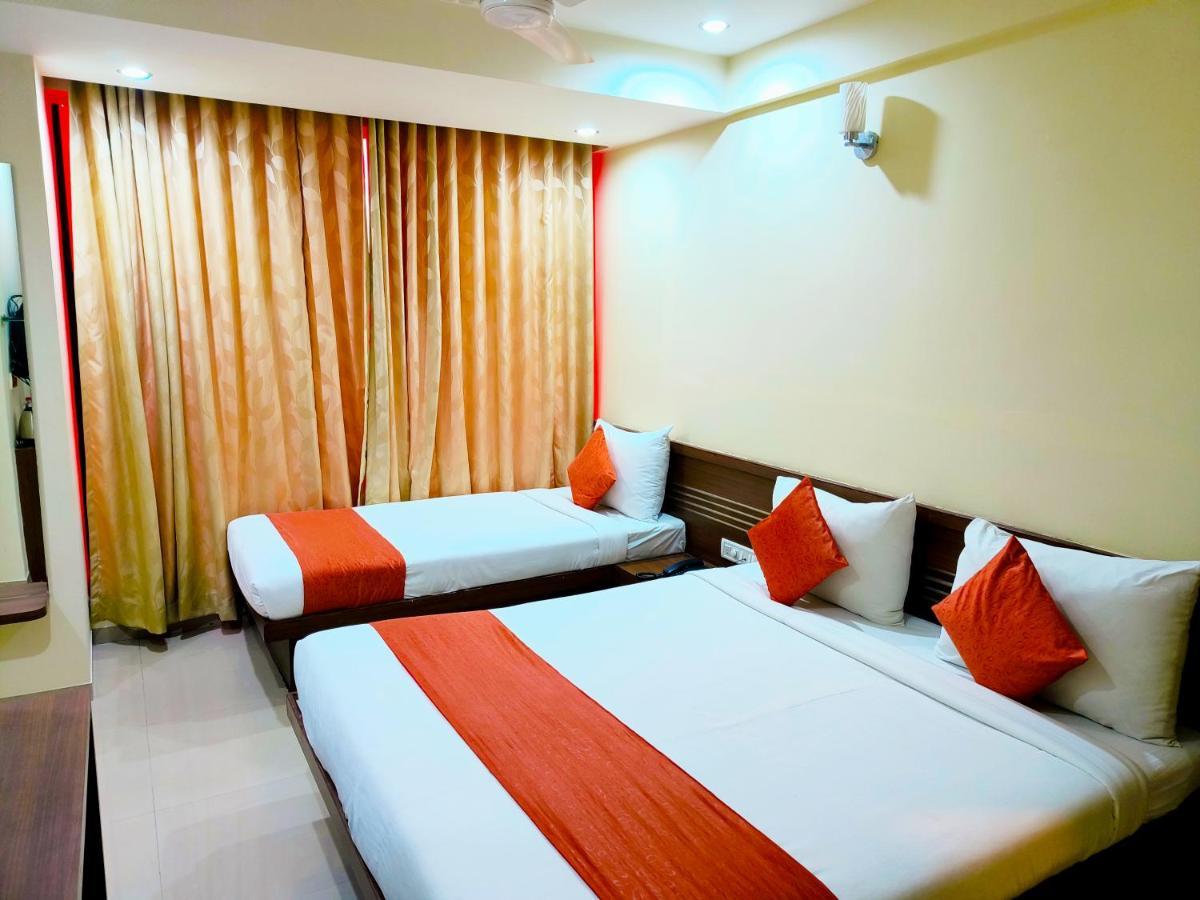 Sai Srushti By Neem Square Hotel Shirdi Eksteriør billede