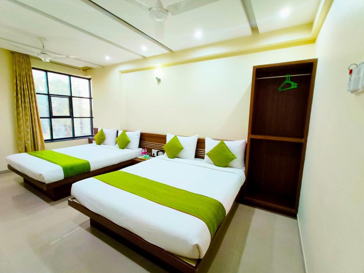 Sai Srushti By Neem Square Hotel Shirdi Eksteriør billede