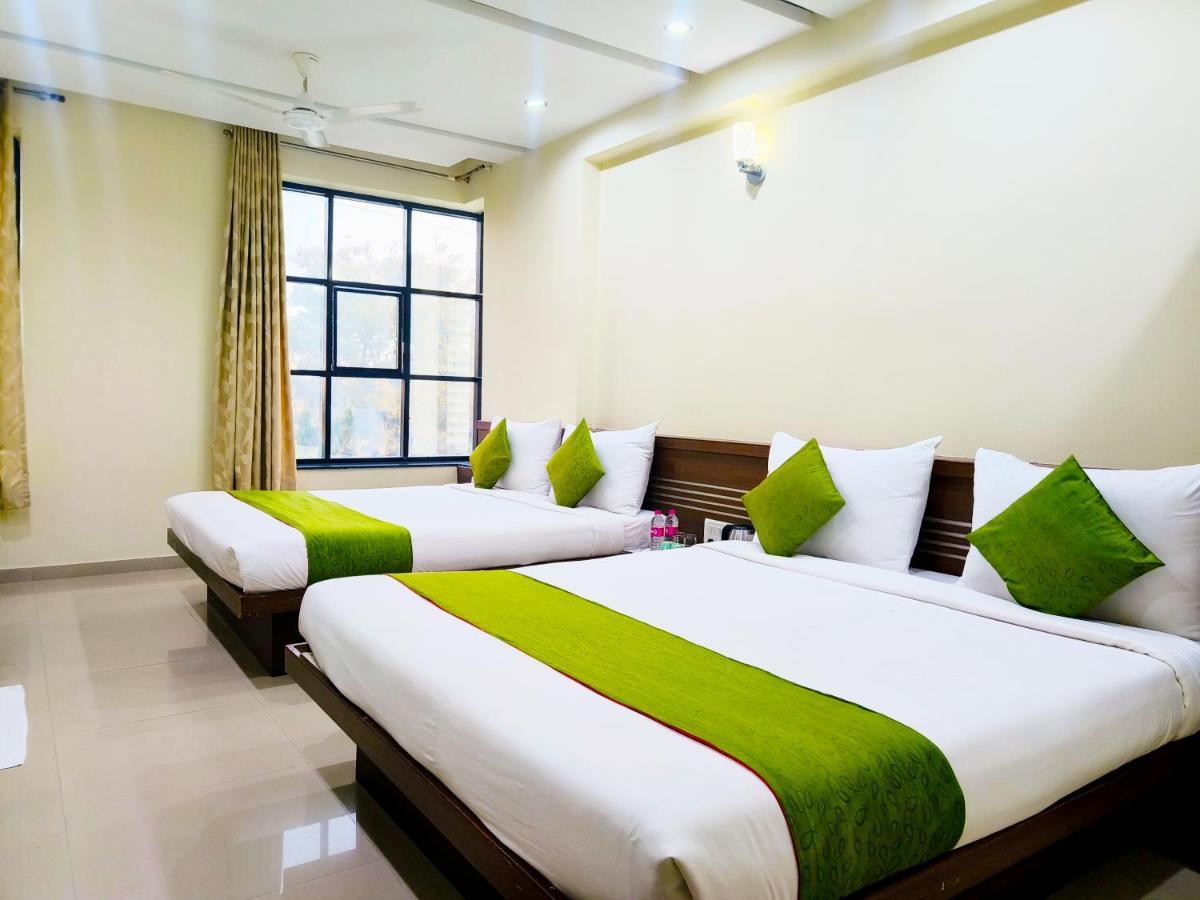 Sai Srushti By Neem Square Hotel Shirdi Eksteriør billede